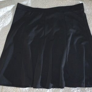 Short Twill Skirt